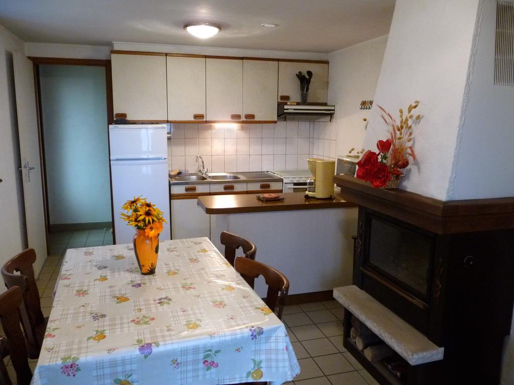 Gite Les Hirondelles Plombières-les-Bains Екстериор снимка