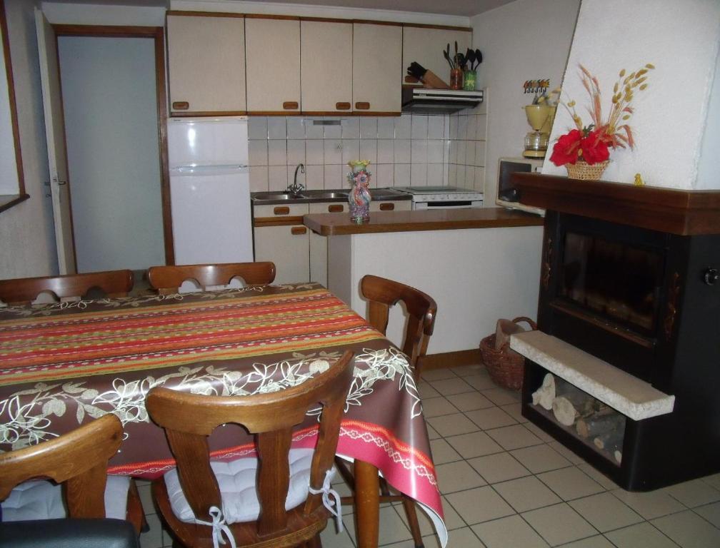 Gite Les Hirondelles Plombières-les-Bains Екстериор снимка
